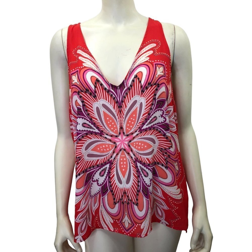ELLE V NECK SLEEVESSS FLORAL TOP MD NEW WITH TAG
